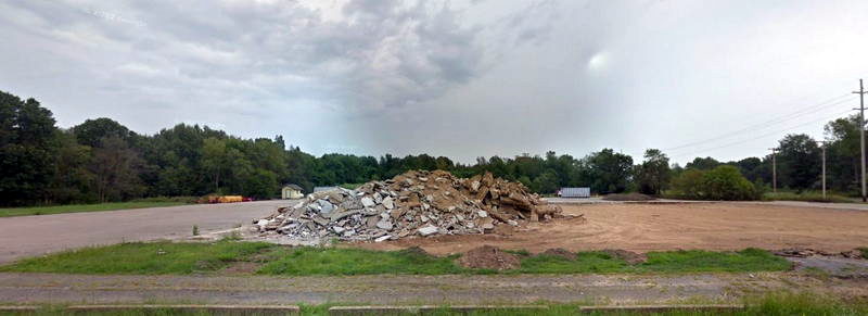 Plainwell Lanes - 2018 - Demolished (newer photo)